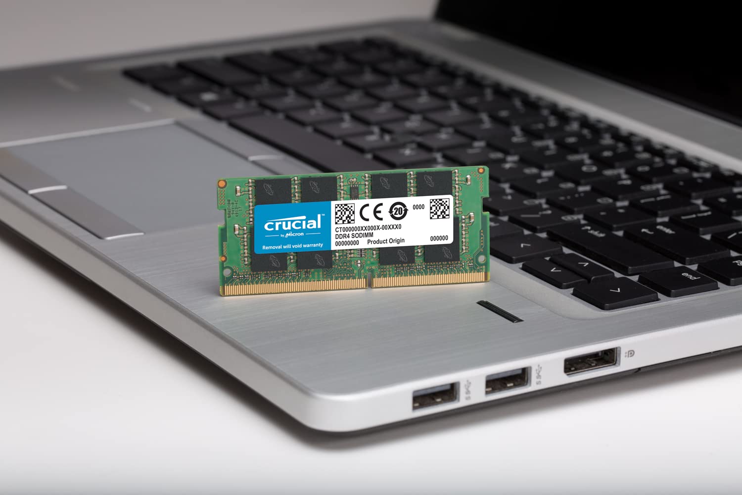 Crucial RAM CT16G4SFD8266 16GB DDR4 2666MHz Laptop Memory