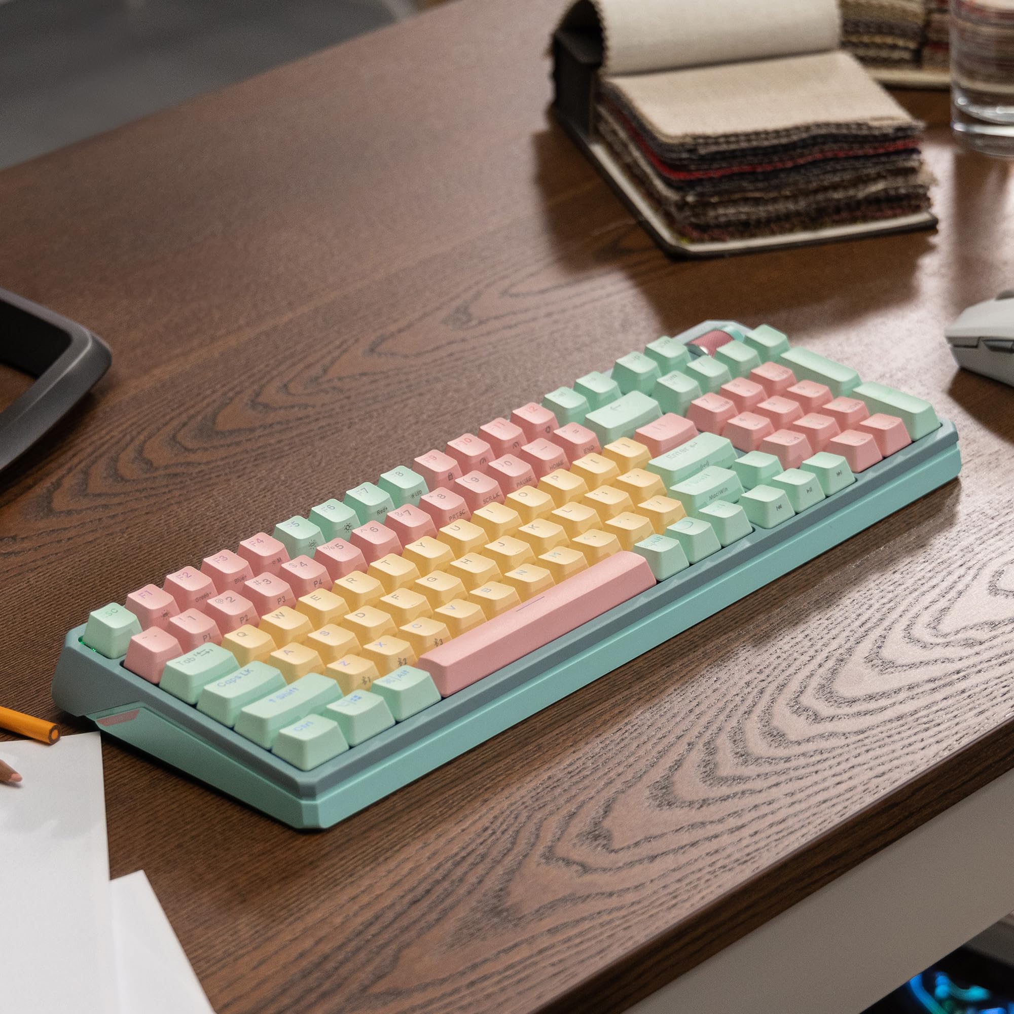 Cooler Master MK770 Macaron Teclado mec�nico inal�mbrico RGB para Juegos, Kailh Box V2 interruptores Blancos, Estructura de Junta, Intercambiable en Caliente, Bluetooth|2.4GHz, Esfera t�ctil de 3