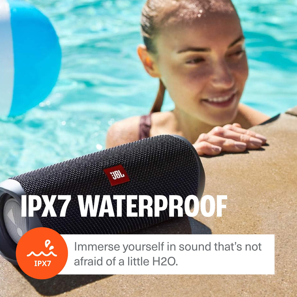 JBL Flip 5 Waterproof Portable Wireless Bluetooth Speaker Bundle with divvi! Protective Hardshell Case - White